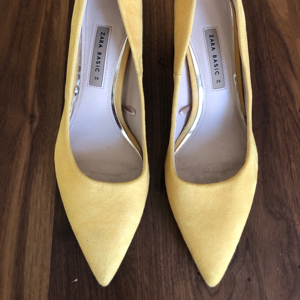 Zara Basic Mustard Block Heels